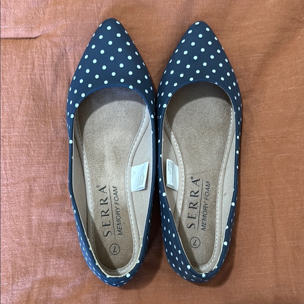 Serra Women's Blue Polka Dot Flats